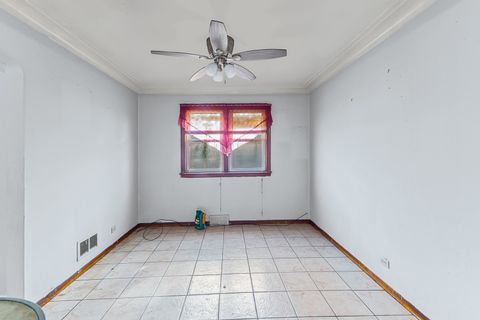 Tiny photo for 8643 S kingston Avenue, Chicago, IL 60617 (MLS # 12503086)
