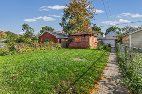 Tiny photo for 8643 S kingston Avenue, Chicago, IL 60617 (MLS # 12503086)