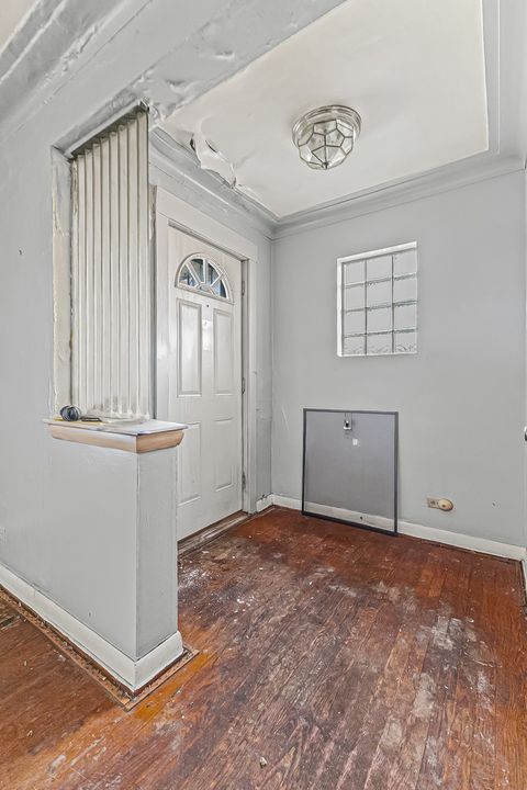 Tiny photo for 8643 S kingston Avenue, Chicago, IL 60617 (MLS # 12503086)