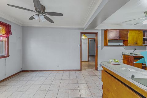 Tiny photo for 8643 S kingston Avenue, Chicago, IL 60617 (MLS # 12503086)