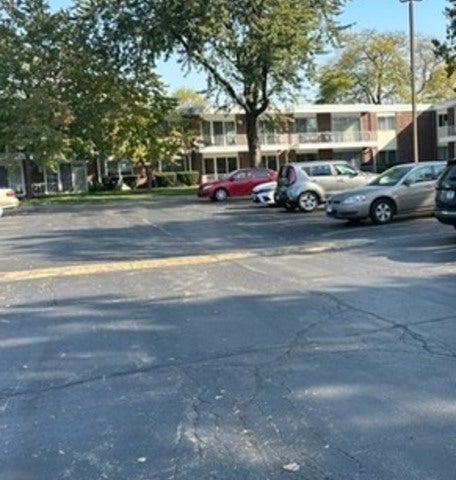 Tiny photo for 127 N Wolf Road #58B, Wheeling, IL 60090 (MLS # 12793674)