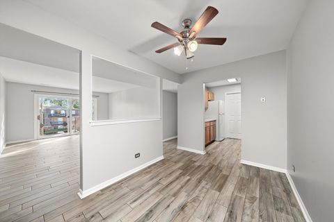 Tiny photo for 10308 Circle Drive #301, Oak Lawn, IL 60453 (MLS # 12491045)