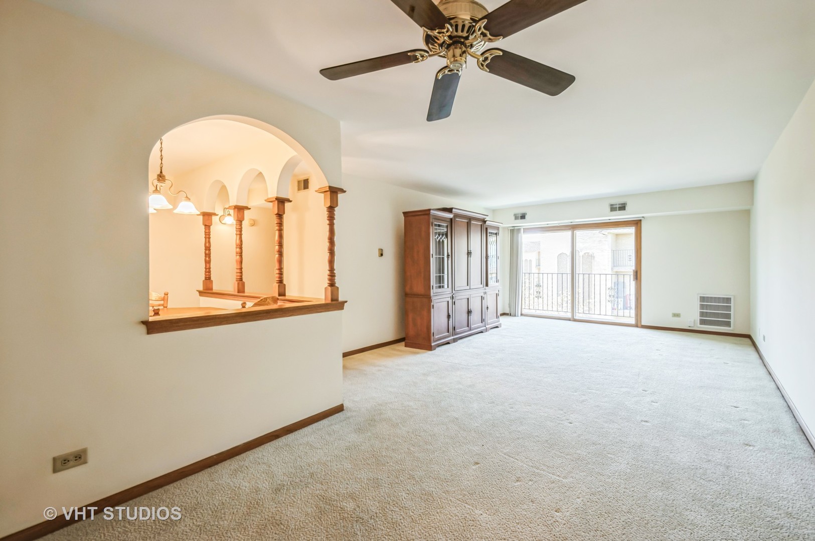 6430 W Belle Plaine Avenue 502