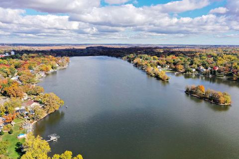 Tiny photo for 5012 W Lake Shore Drive, Wonder Lake, IL 60097 (MLS # 12504370)