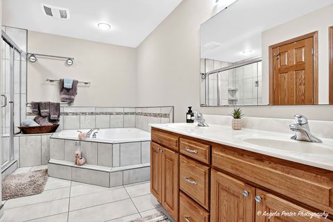 Tiny photo for 5012 W Lake Shore Drive, Wonder Lake, IL 60097 (MLS # 12504370)