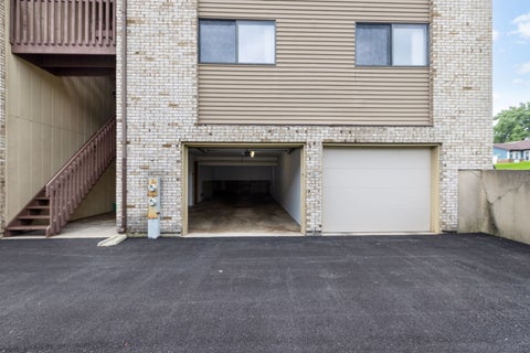 Tiny photo for 695 Dean Drive #G, South Elgin, IL 60177 (MLS # 12726992)