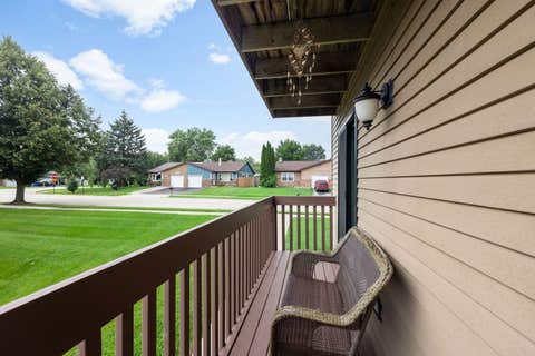 Tiny photo for 695 Dean Drive #G, South Elgin, IL 60177 (MLS # 12726992)