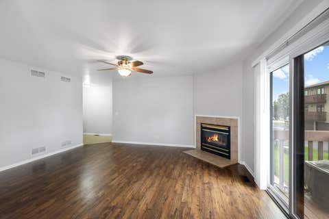Tiny photo for 695 Dean Drive #G, South Elgin, IL 60177 (MLS # 12726992)