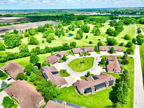 Tiny photo for 25 Crystal Court #D1, Pontiac, IL 61764 (MLS # 12537096)