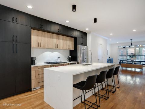 Tiny photo for 2044 W Rice Street #1, Chicago, IL 60622 (MLS # 12604881)