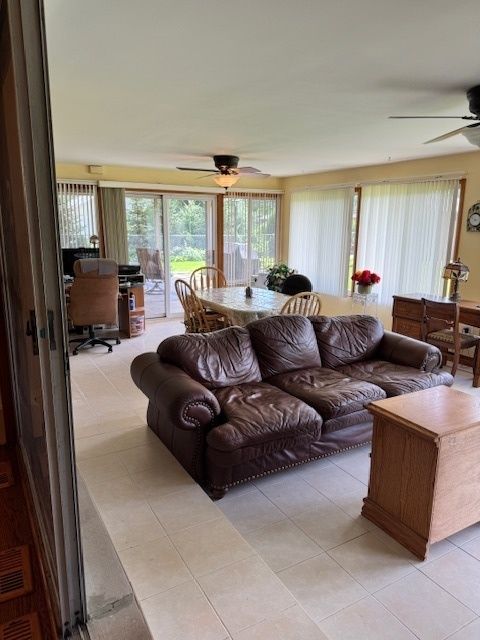 Tiny photo for 1014 N Elmhurst Road, Prospect Heights, IL 60070 (MLS # 12504817)