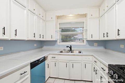 Tiny photo for 33639 N Greentree Road, Grayslake, IL 60030 (MLS # 12544919)