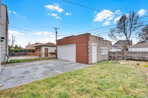 Tiny photo for 3636 Oak Park Avenue, Berwyn, IL 60402 (MLS # 12524740)