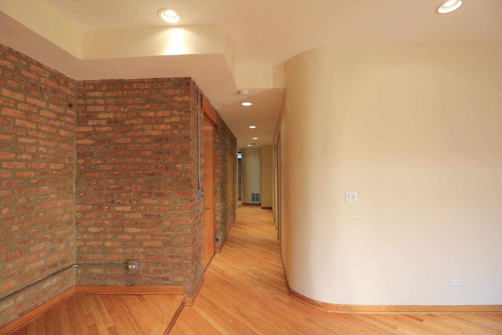 2118 W 35th Street 2
