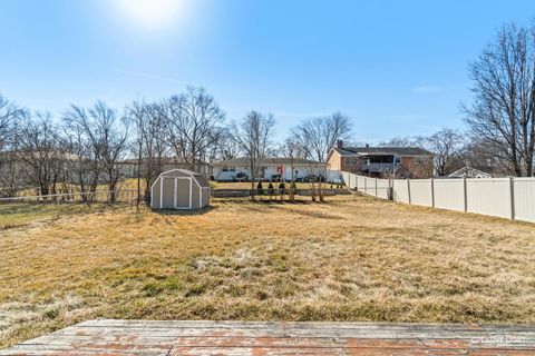 Tiny photo for 107 W Streamwood Boulevard, Streamwood, IL 60107 (MLS # 12580371)