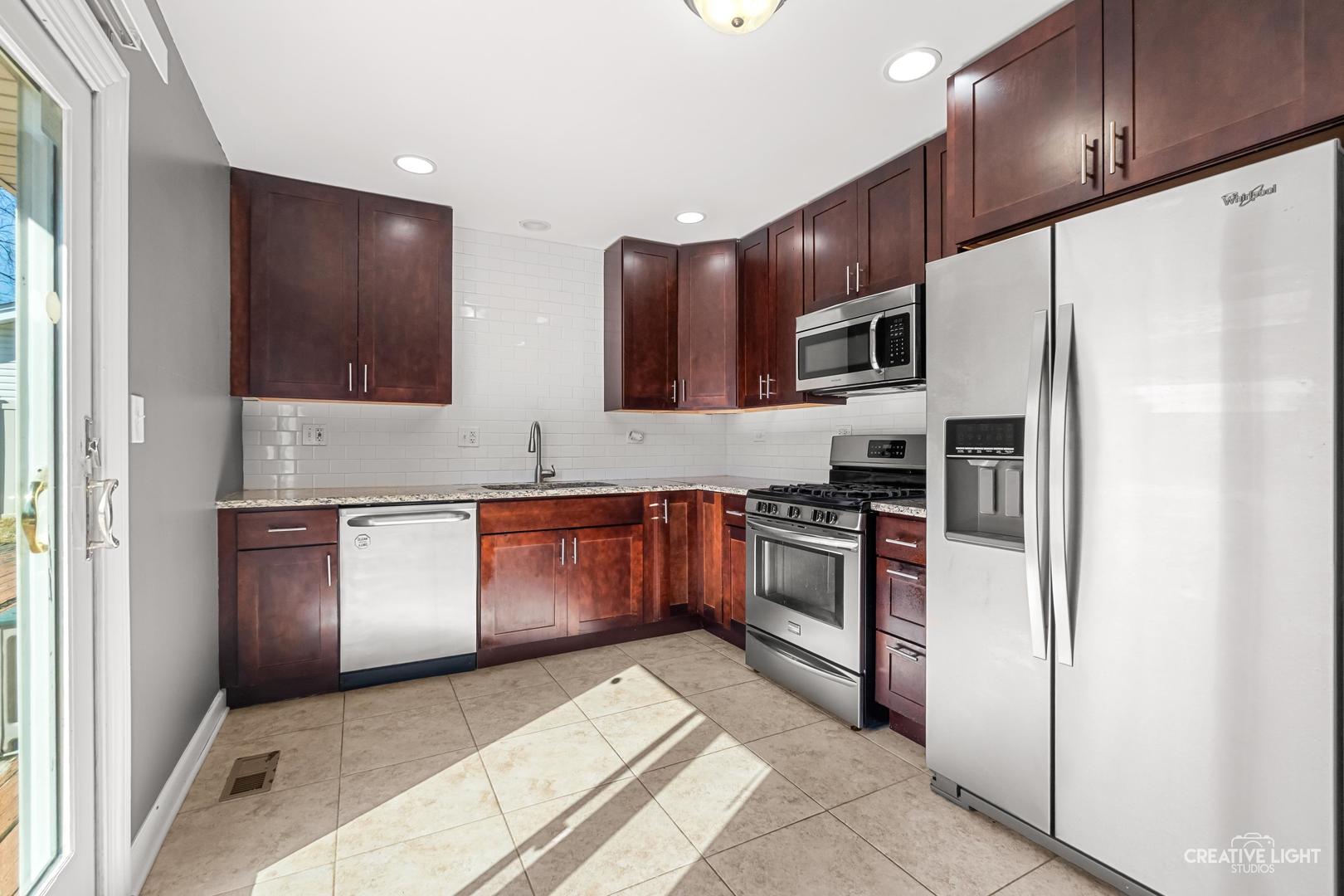 107 W Streamwood Boulevard