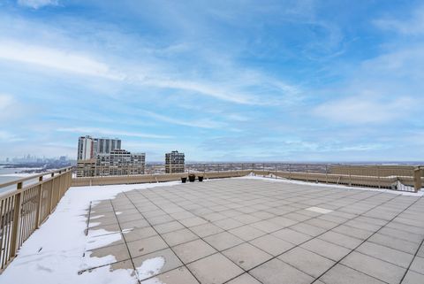 Tiny photo for 6301 N Sheridan Road #14J, Chicago, IL 60660 (MLS # 12567565)