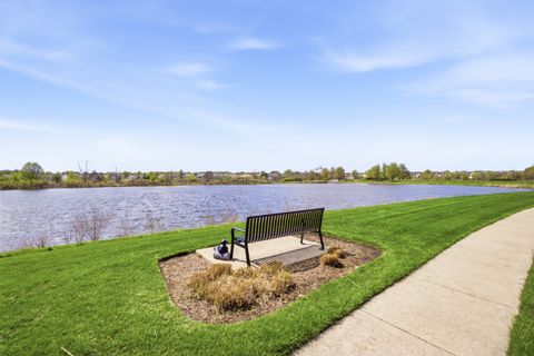 Tiny photo for 845 Butterfly Field Drive, Elgin, IL 60124 (MLS # 12647727)