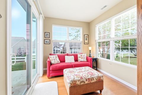 Tiny photo for 845 Butterfly Field Drive, Elgin, IL 60124 (MLS # 12647727)