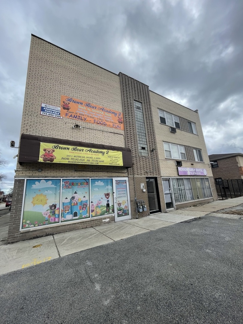 Chicago, Illinois 60636, United States, 1 Bedroom Bedrooms, ,1 BathroomBathrooms,Residential,Active,231764