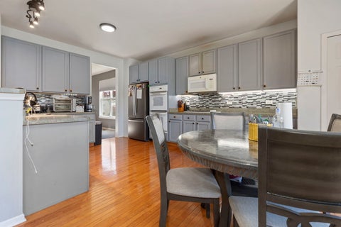 Tiny photo for 9 Lake Plumleigh Court, Algonquin, IL 60102 (MLS # 12679095)