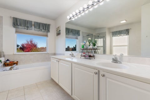Tiny photo for 9 Lake Plumleigh Court, Algonquin, IL 60102 (MLS # 12679095)