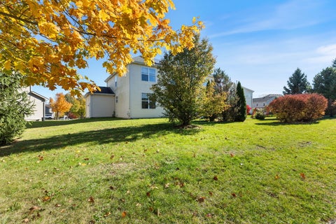 Tiny photo for 9 Lake Plumleigh Court, Algonquin, IL 60102 (MLS # 12679095)