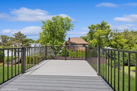 Tiny photo for 936 S Mitchell Avenue, Elmhurst, IL 60126 (MLS # 12464152)