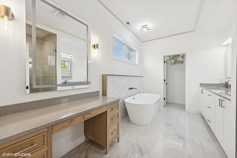 Tiny photo for 936 S Mitchell Avenue, Elmhurst, IL 60126 (MLS # 12464152)