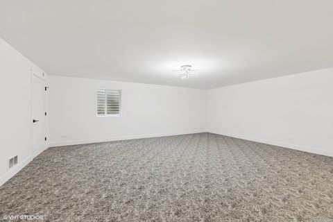 Tiny photo for 936 S Mitchell Avenue, Elmhurst, IL 60126 (MLS # 12464152)
