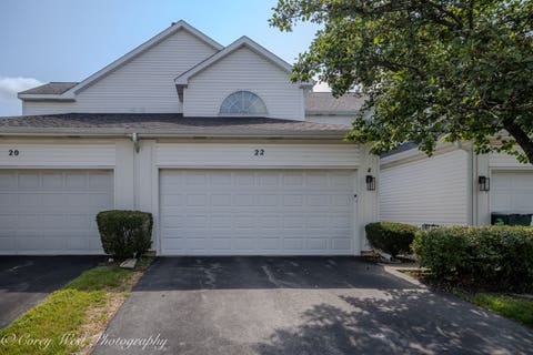 Photo of 22 S Barton Trail, Batavia, IL 60510 (MLS # 12717254)
