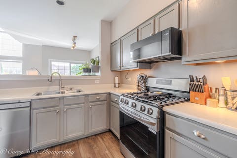 Tiny photo for 22 S Barton Trail, Batavia, IL 60510 (MLS # 12717254)