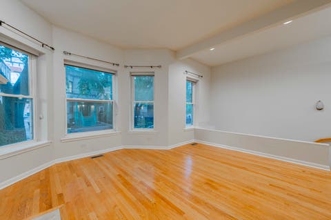 Tiny photo for 1017 W DAKIN Avenue #1, Chicago, IL 60613 (MLS # 12737580)