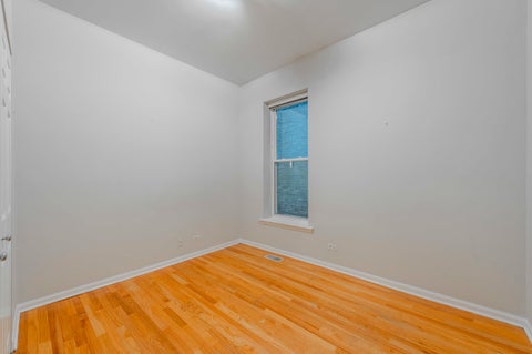 Tiny photo for 1017 W DAKIN Avenue #1, Chicago, IL 60613 (MLS # 12737580)