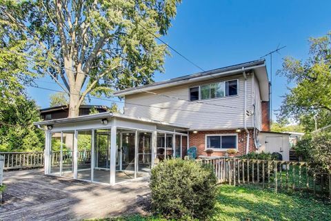 Tiny photo for 9010 Samoset Trail, Skokie, IL 60076 (MLS # 12589650)