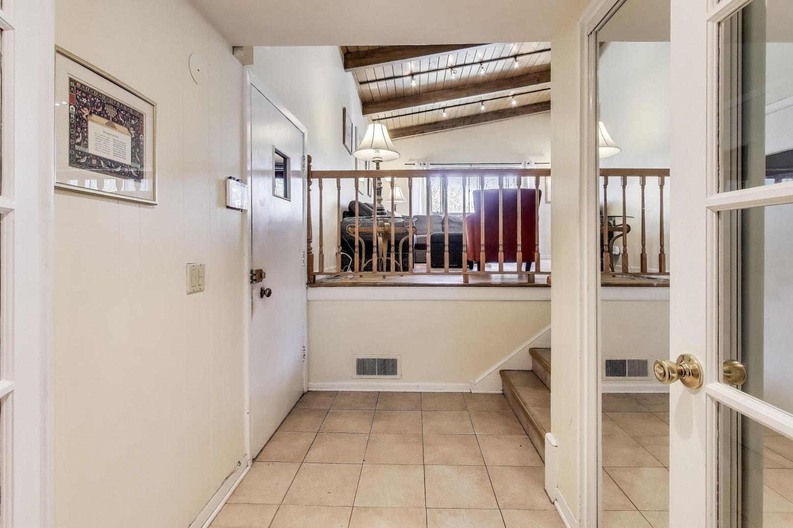 9010 Samoset Trail