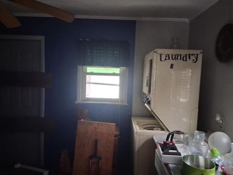 Tiny photo for 905 N Wesley Street, Springfield, IL 62702 (MLS # 12597089)