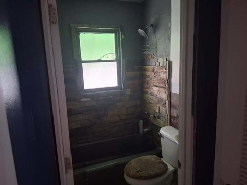 Tiny photo for 905 N Wesley Street, Springfield, IL 62702 (MLS # 12597089)