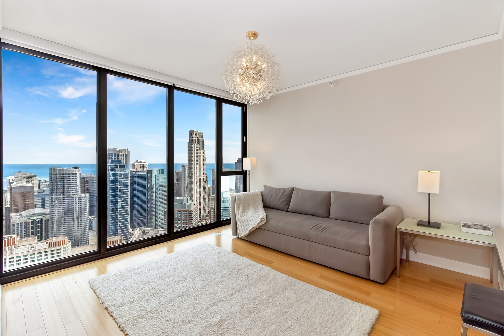 225 N Columbus Drive 5408