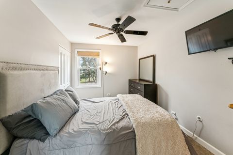 Tiny photo for 1426 W Sapphire Drive, Hoffman Estates, IL 60192 (MLS # 12607584)