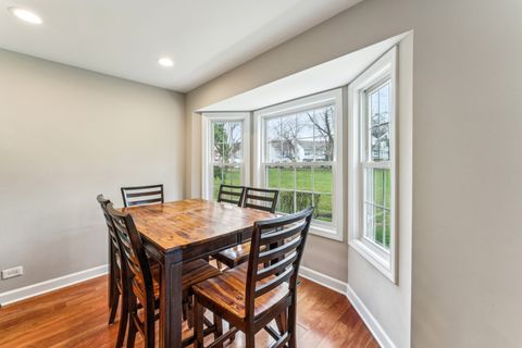 Tiny photo for 1426 W Sapphire Drive, Hoffman Estates, IL 60192 (MLS # 12607584)