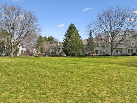 Tiny photo for 1426 W Sapphire Drive, Hoffman Estates, IL 60192 (MLS # 12607584)