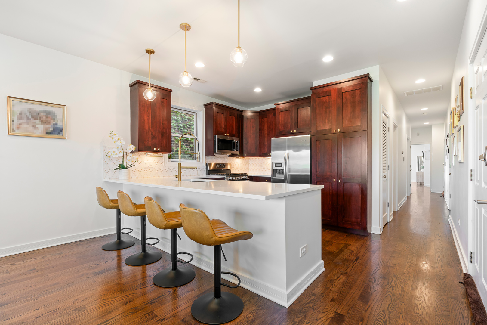 1425 W Grand Avenue 3E