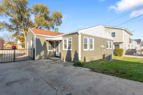 Tiny photo for 8635 44th Place, Lyons, IL 60534 (MLS # 12515200)