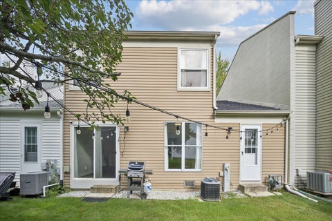 Tiny photo for 1452 Chelsea Lane, Naperville, IL 60565 (MLS # 12767602)
