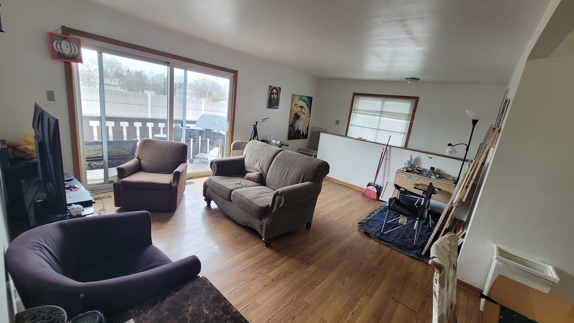 6084 Fremont Drive 6084
