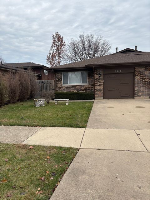 Photo of 109 Paramount Drive, Wood Dale, IL 60191 (MLS # 12524569)
