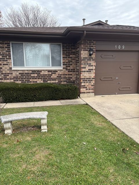 Tiny photo for 109 Paramount Drive, Wood Dale, IL 60191 (MLS # 12524569)