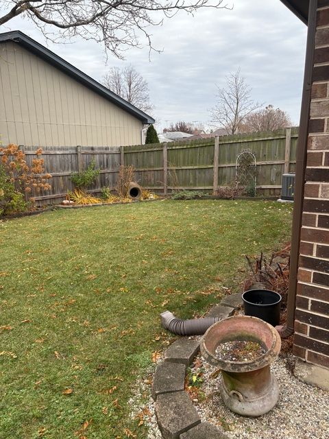 Tiny photo for 109 Paramount Drive, Wood Dale, IL 60191 (MLS # 12524569)