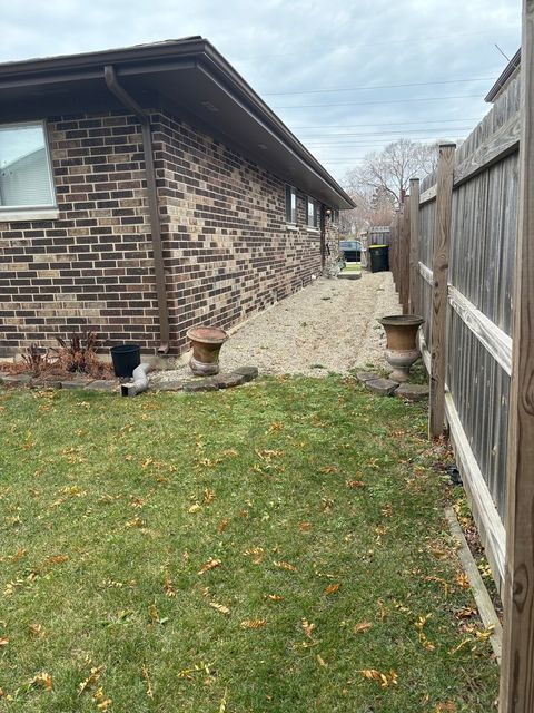 Tiny photo for 109 Paramount Drive, Wood Dale, IL 60191 (MLS # 12524569)